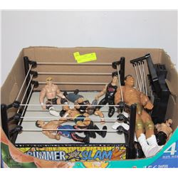 WWE COLLECTION - 10 WRESTLERS, 2 RINGS
