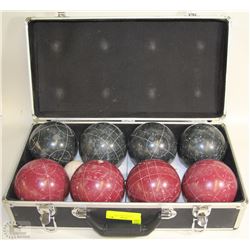 BOCCE BALL SET WITH CASE