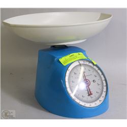 VINTAGE 1950'S SALTER CHALLENFER FOOD SCALE FROM