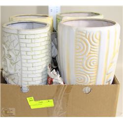 4 VASES/PLANTERS