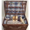 Image 1 : NEW DELUXE WICKER PICNIC BASKET WITH EXTRAS