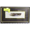 Image 1 : SIGNED & FRAMED WILDLIFE PAINTED FEATHER