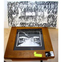 CANVAS PICTURE OF TOTEM AND ETS MIRRORED BOX