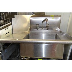 PREWASH SINK FOR DISHWASHER