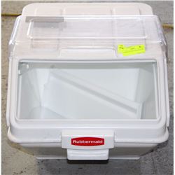 RUBBERMAID DRY INGREDIENT BIN
