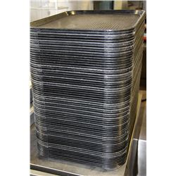 LOT OF BLACK PLASTIC SERVING TRAYS