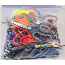 BAG OF VARIOUS STYLE+SIZE SCISSORS