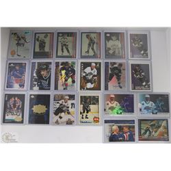 COLLECTION OF WAYNE GRETZKY HOCKEY CARDS