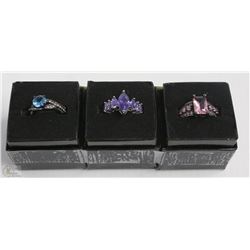 3 FASHION RINGS INCLUDING BLACK WITH PINK STONES