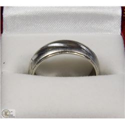 TRP193) 14K WHITE GOLD GENT'S RING SIZE 10