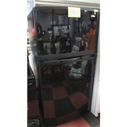 MAYTAG  BLACK REFRIGERATOR 19 CUBE