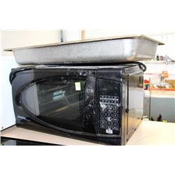 DANBY MICROWAVE WITH STAINLESS STEEL INSERT