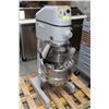 GLOBE 30QT MIXER WITH ATTACHMENTS & BOWL
