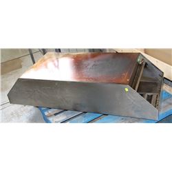EXHAUST HOOD