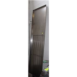 STAINLESS STEEL SHELF & RACK