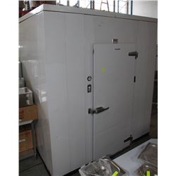 COLDSTREAM WALK IN COOLER APPROX 8'X8'