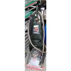 BISSELL PRO HEAT PET 2X CARPET CLEANER