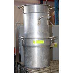 LOT OF 4 MEDIUM S/S POTS