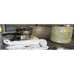 KITCHEN LOT INCLUDING SALAD BOWLS, PLATES, EGG