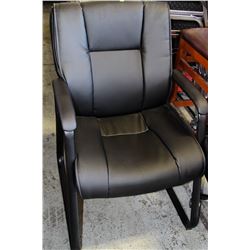 LOT OF 4 LEATHERETTE OFFICE WAITING CHAIRS
