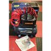 Image 1 : MASTERCRAFT 2 GALLON AIR COMPRESSOR WITH HOSE