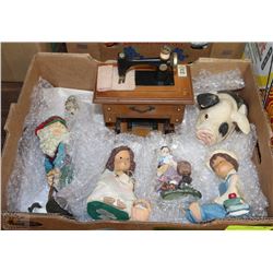 BOX W/VINTAGE STYLE MUSICAL SEWING