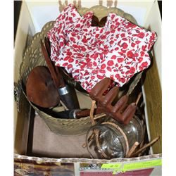 GARDEN LOT INC. 2 GARDEN TEALIGHT CARTS,CANDLE