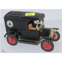 DIE CAST ERTL REPLICA FORD 1913 MODEL T VAN BELL