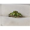 Image 1 : .925 SILVER RING WITH GREEN GEMSTONES SIZE 8