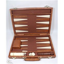 LEATHER CASE BACKGAMMON SET WITH ALL PIECES