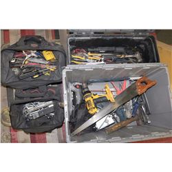 PALLET WITH ASSORTED HAND TOOLS INCL HAND SAWS,
