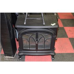 PARAMOUNT ELECTRIC FIREPLACE 25"X16"X28"HIGH