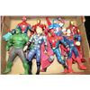 Image 1 : FLAT OF 8 ACTION FIGURES