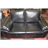 Image 2 : NEW BLACK LEATHERETTE WITH WHITE STITCHING SOFA