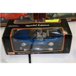 MAISTO SPECIAL EDITION JAGUAR XK8 DIE CAST 1:18