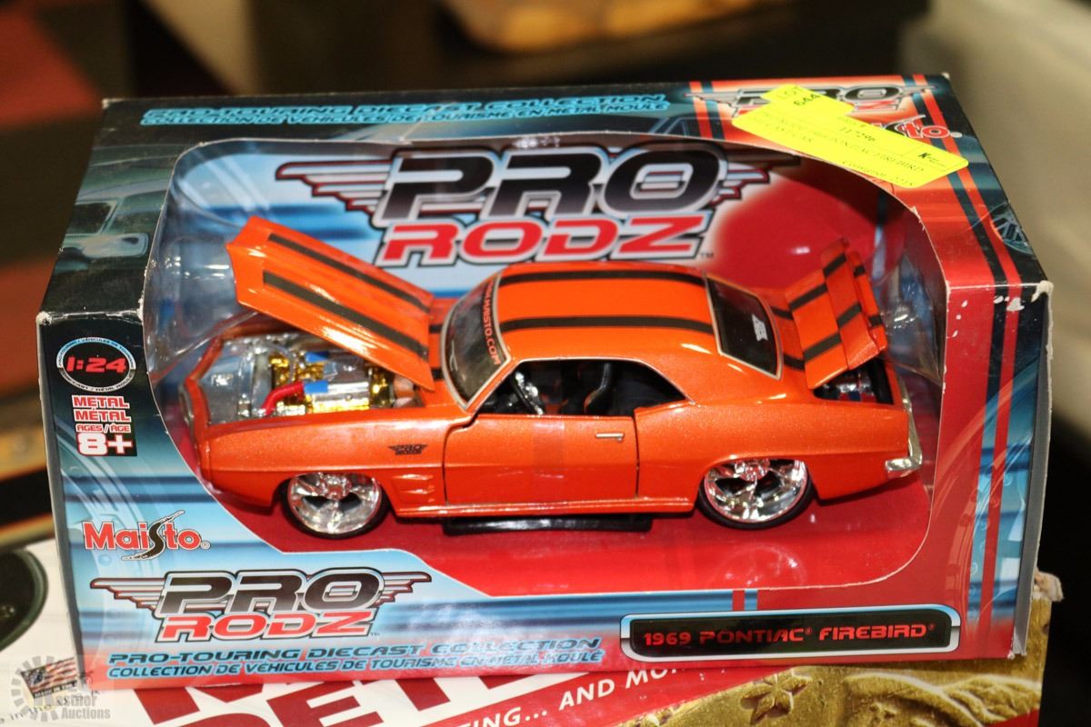 Pro Rods Diecast PRO RODZ 1969 PONTIAC FIREBIRD DIE CAST CAR