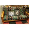 Image 1 : PINE FUTON