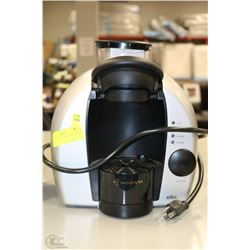 BRAUN TASSIMO MACHINE & 6 PACK COFFEE