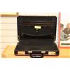 Image 1 : LOCKING BRIEFCASE