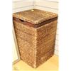 Image 1 : WICKER HAMPER
