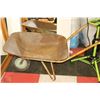 Image 1 : VINTAGE WHEEL BARROW