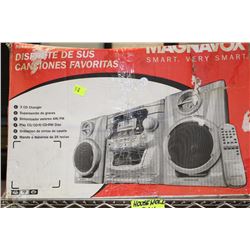 MAGNAVOX 5 DISC CD PLAYER WITH REMOTE & SPEAKERS