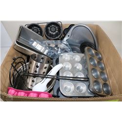 BOX OF BAKING PANS & ACCESSORIES