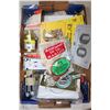 Image 1 : BOX WITH MANY NEW HARDWARE ITEMS