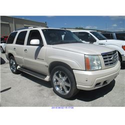 2004 - CADILLAC ESCALADE
