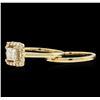 Image 3 : 14KT Yellow Gold 0.91 ctw Diamond Wedding Set