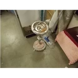 VINTAGE ASHTRAY STAND