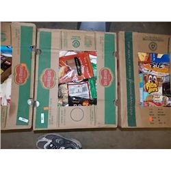 APPLE BOX OF MISC FOOD ITEMS