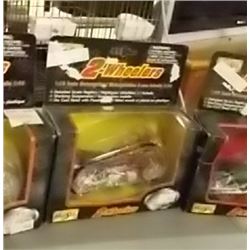 DIE CAST MODEL - 1:22  - MOTORCYCLE