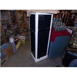 ROTATING POOL CUE HOLDER STAND - GOLF STAND